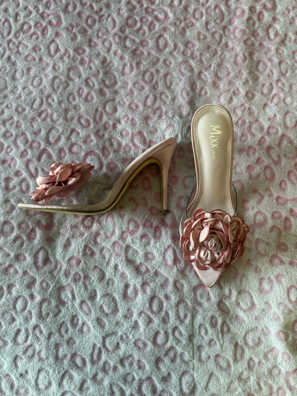 Mixx Shuz Rose Pink Floral Slide Mules